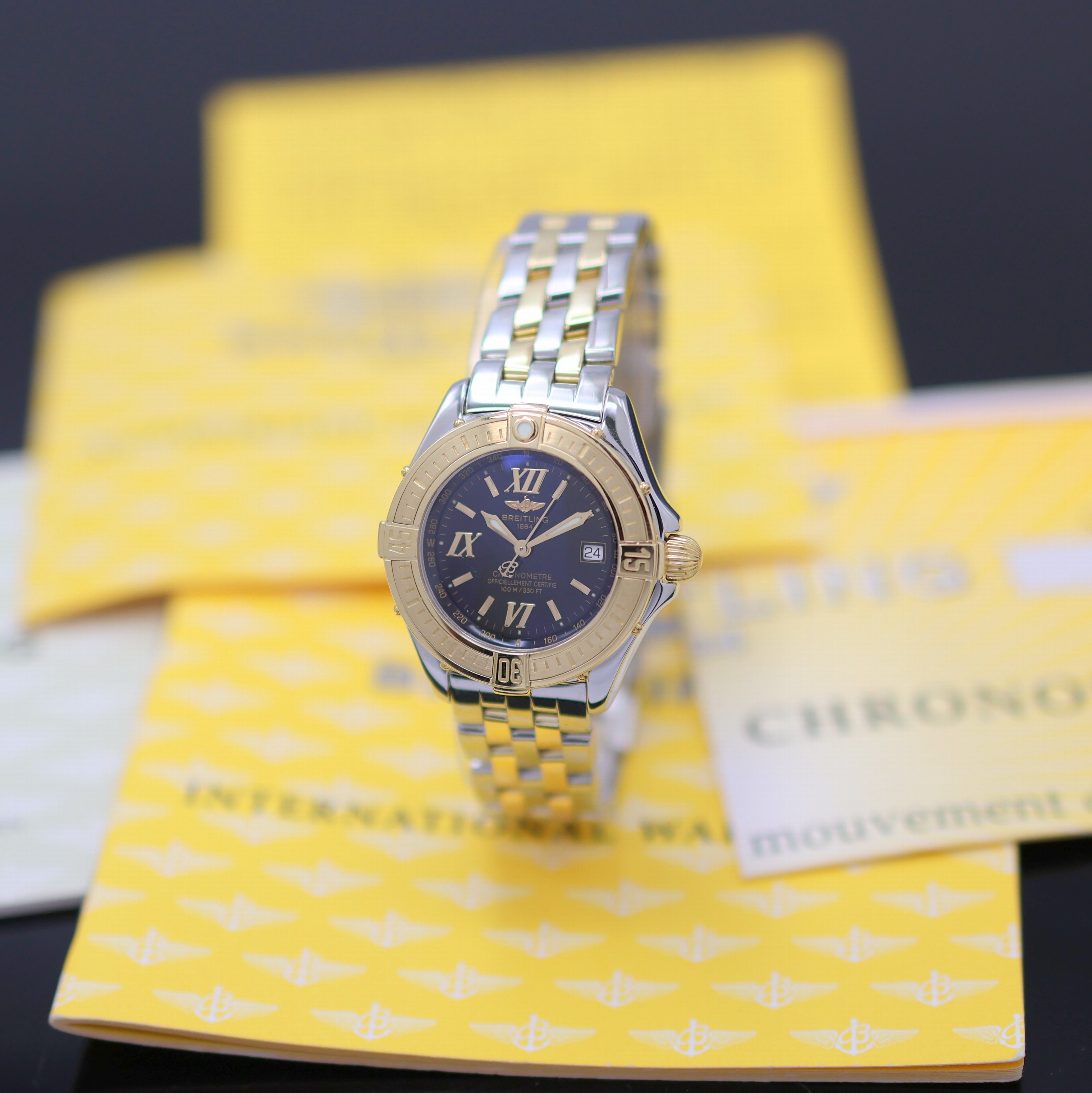 Image 27133912 - BREITLING Lady B-Class Chronometer Damenarmbanduhr Referenz D67365, quarz, ...