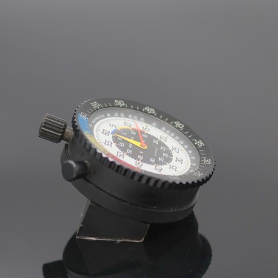 27134019a - BREITLING Autotime seltene Borduhr, Schweiz um 1970, Fiberglas-Geh., drehb. Lünette m. ...