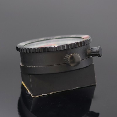 27134019b - BREITLING Autotime seltene Borduhr, Schweiz um 1970, Fiberglas-Geh., drehb. Lünette m. ...