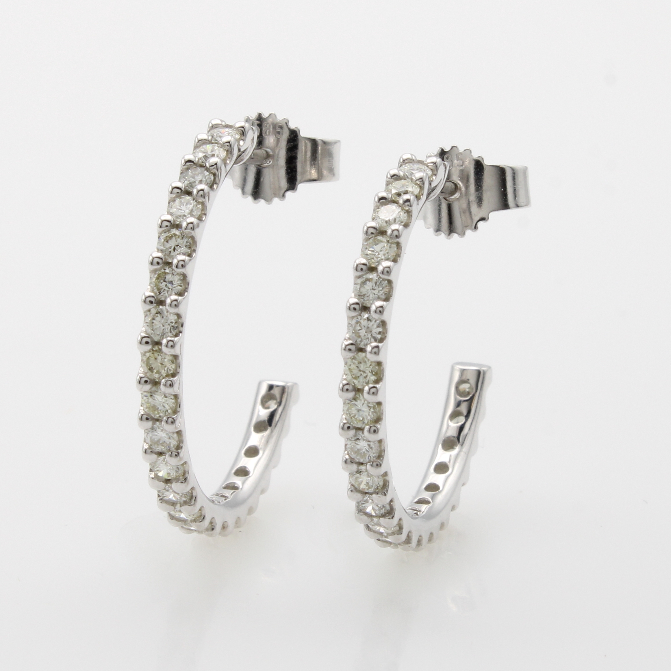 Image 27134258 - Paar Steckcreolen mit Brillanten, WG 585/000, Brill. in Krappenfassungen zus. ca. 1 ct ...
