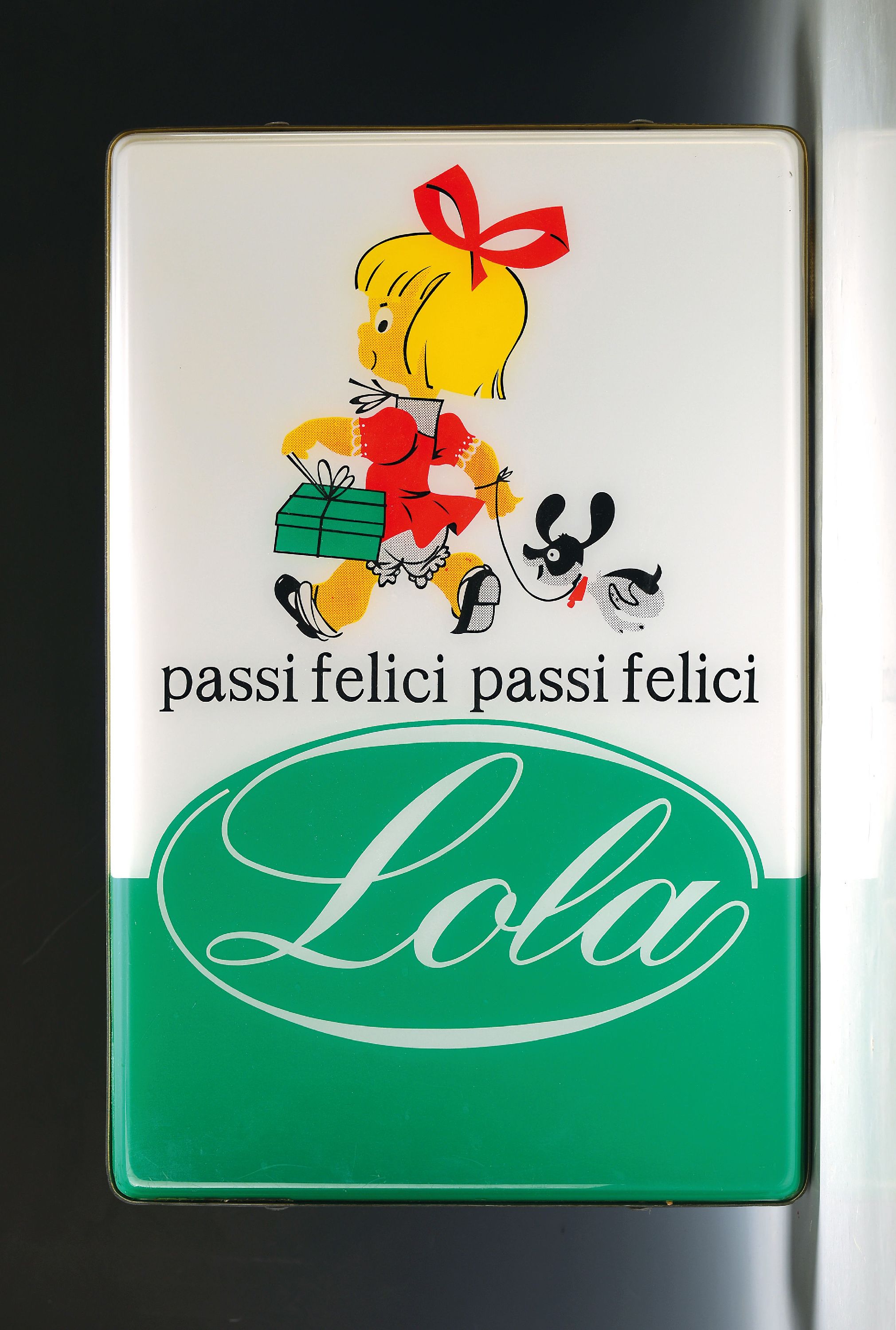 Image 27134556 - Beleuchtetes Werbeschild, Italien, 1970er Jahre, Lola passi felici passi felici, ...