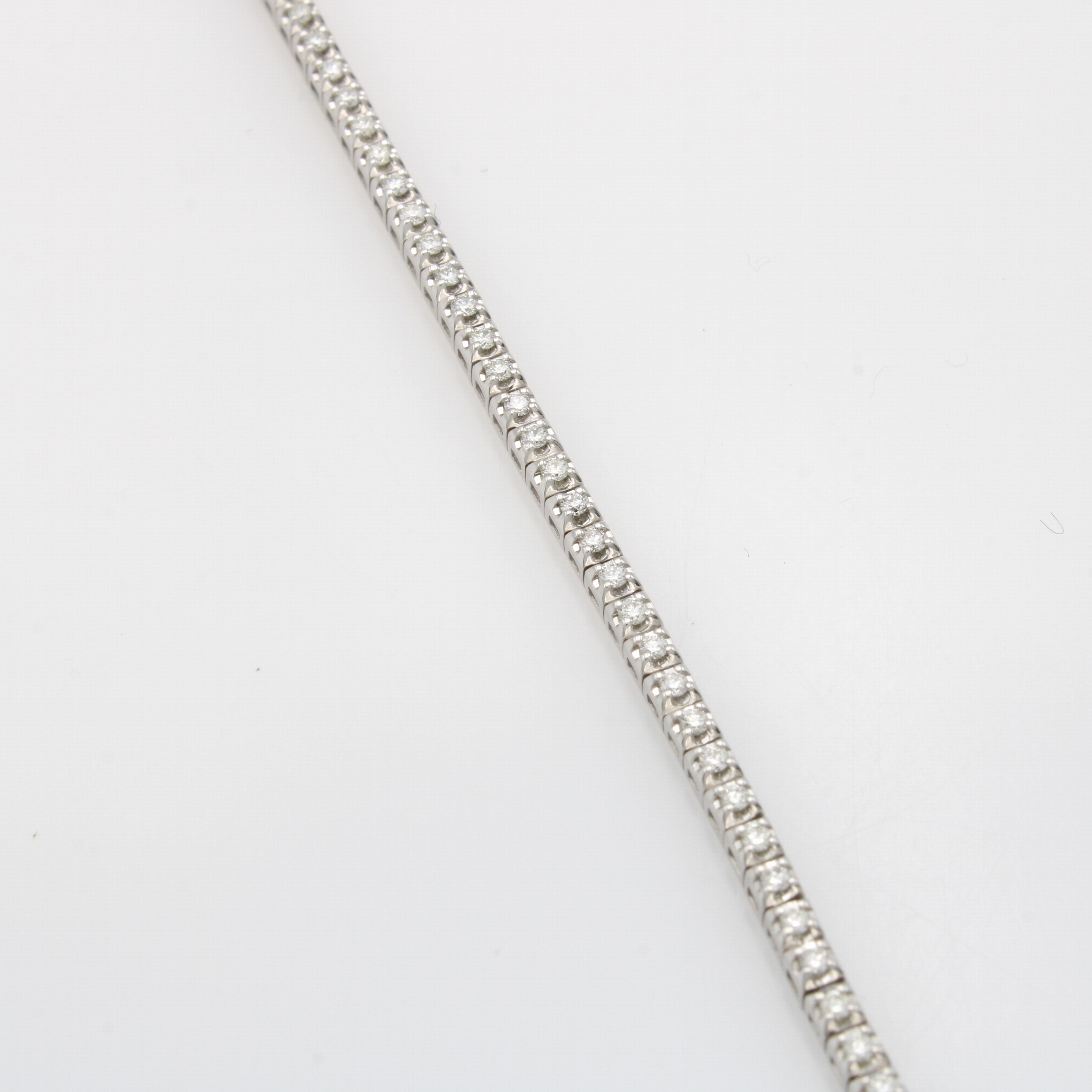 Image 27134590 - Armband mit Brillanten, WG 585/000, 77 Brill. zus. ca. 0.65 ct Weiß/lupenr., ...