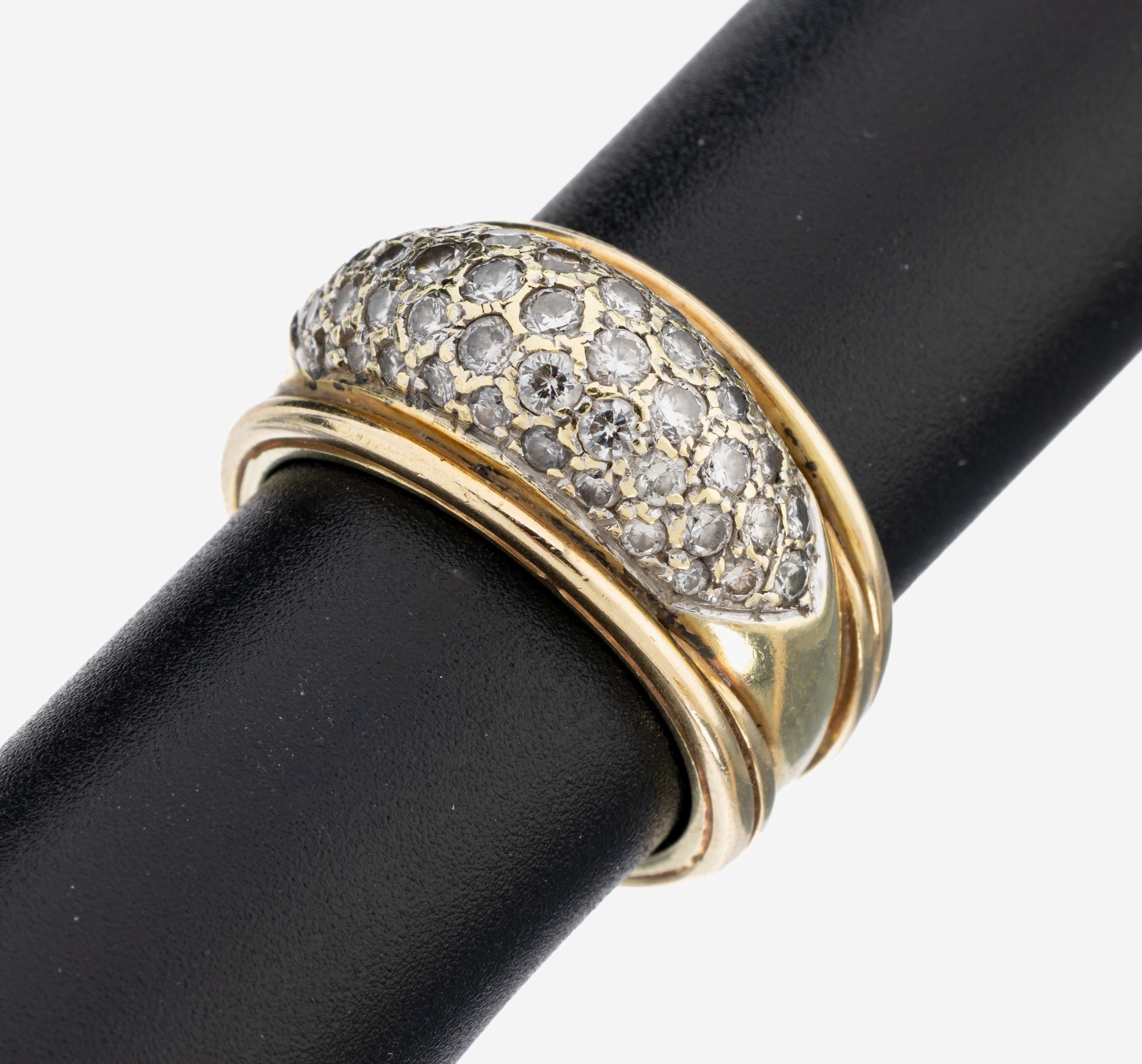 Image 27134595 - 14 kt Gold Brillant-Ring, GG/WG 585/000 gepr., 49 Brillanten zus. ca. 1.20 ct ...