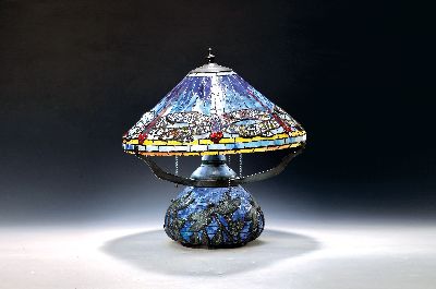 Image Tiffany style table lamp, 2nd half, 20th century, dragonfly decoration, glass mosaic, ...
