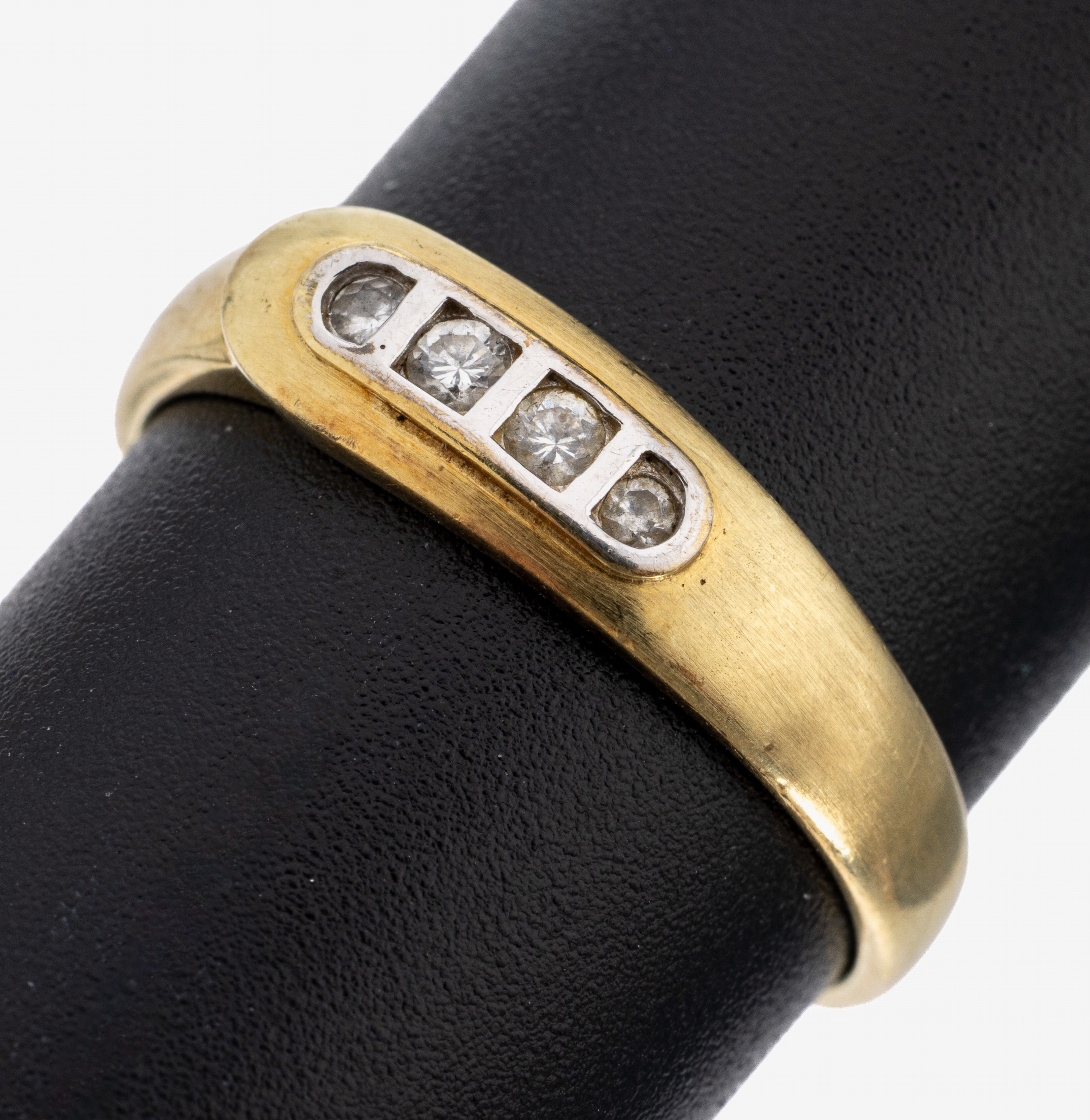 Image 27135017 - 14 kt Gold Brillant-Ring, GG/WG 585/000, 4 in WG gefasste Brillanten zus. ca. 0.06 ct ...