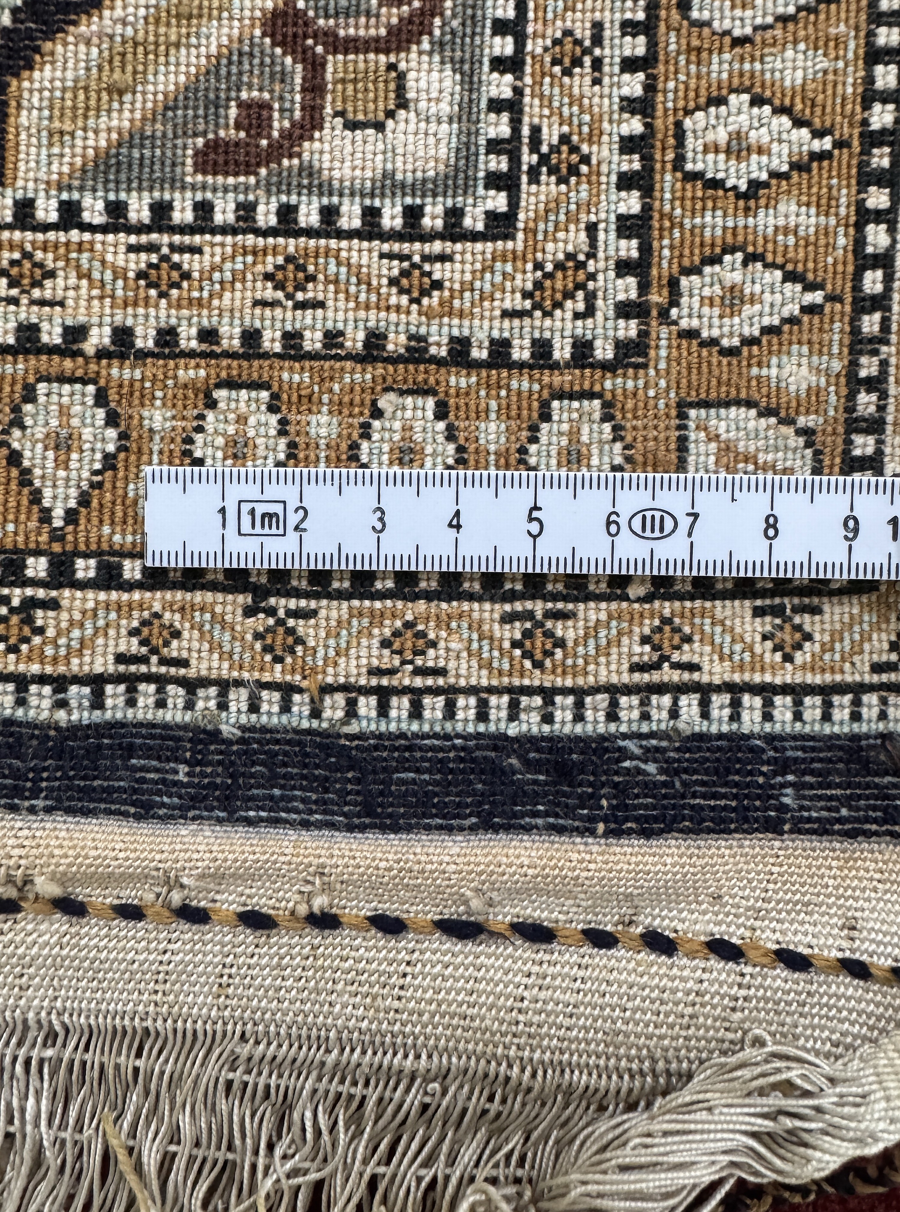 Detail f: Ghom Seide fein, Persien, Mitte 20.Jhd., reine Naturseide, ca. 213 x 136 cm, EHZ: 2