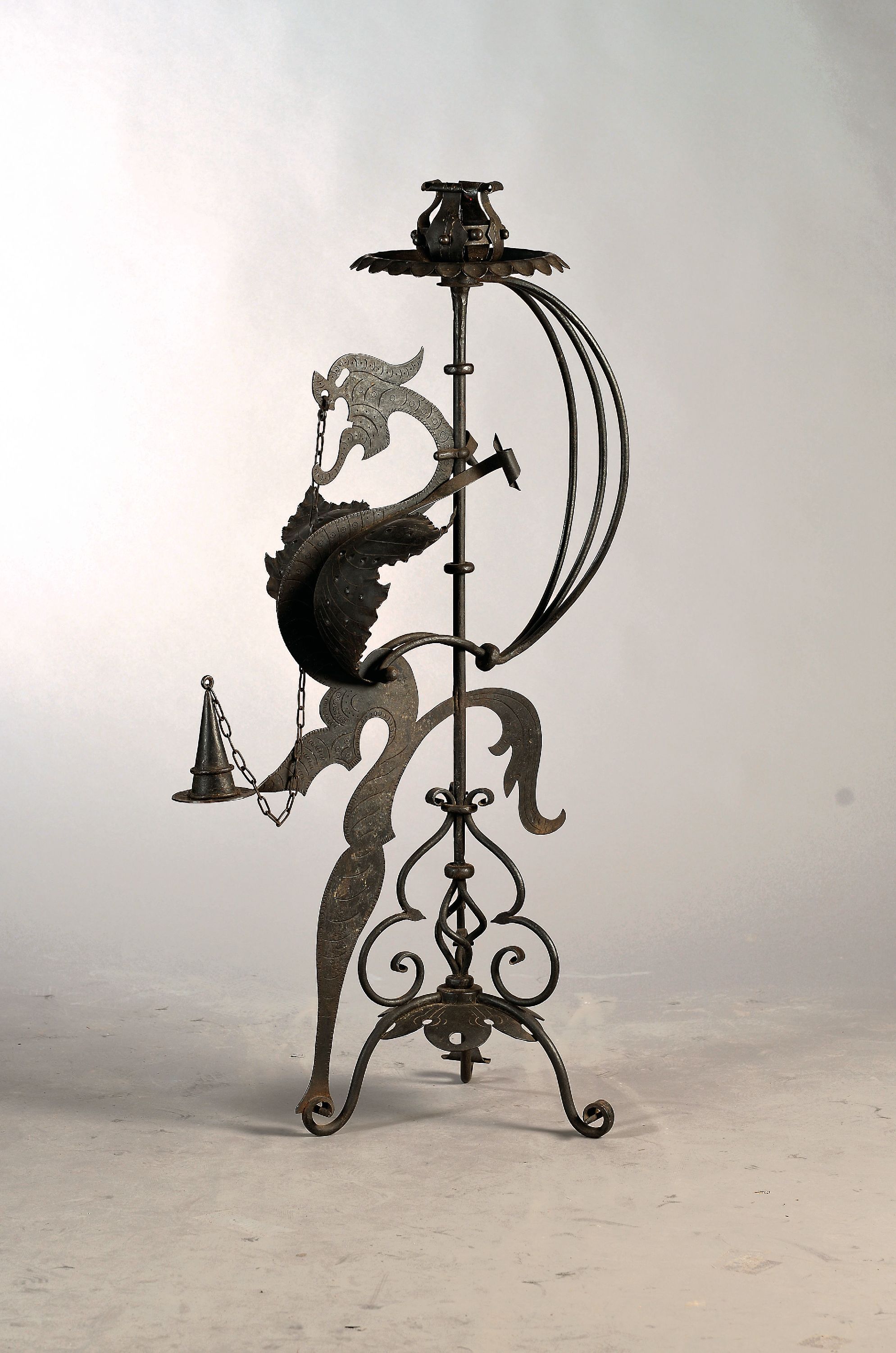 Image 27135208 - Large 120 cm dragon chandelier, probably around 1910/20, wrought iron, artistic ironwork ...