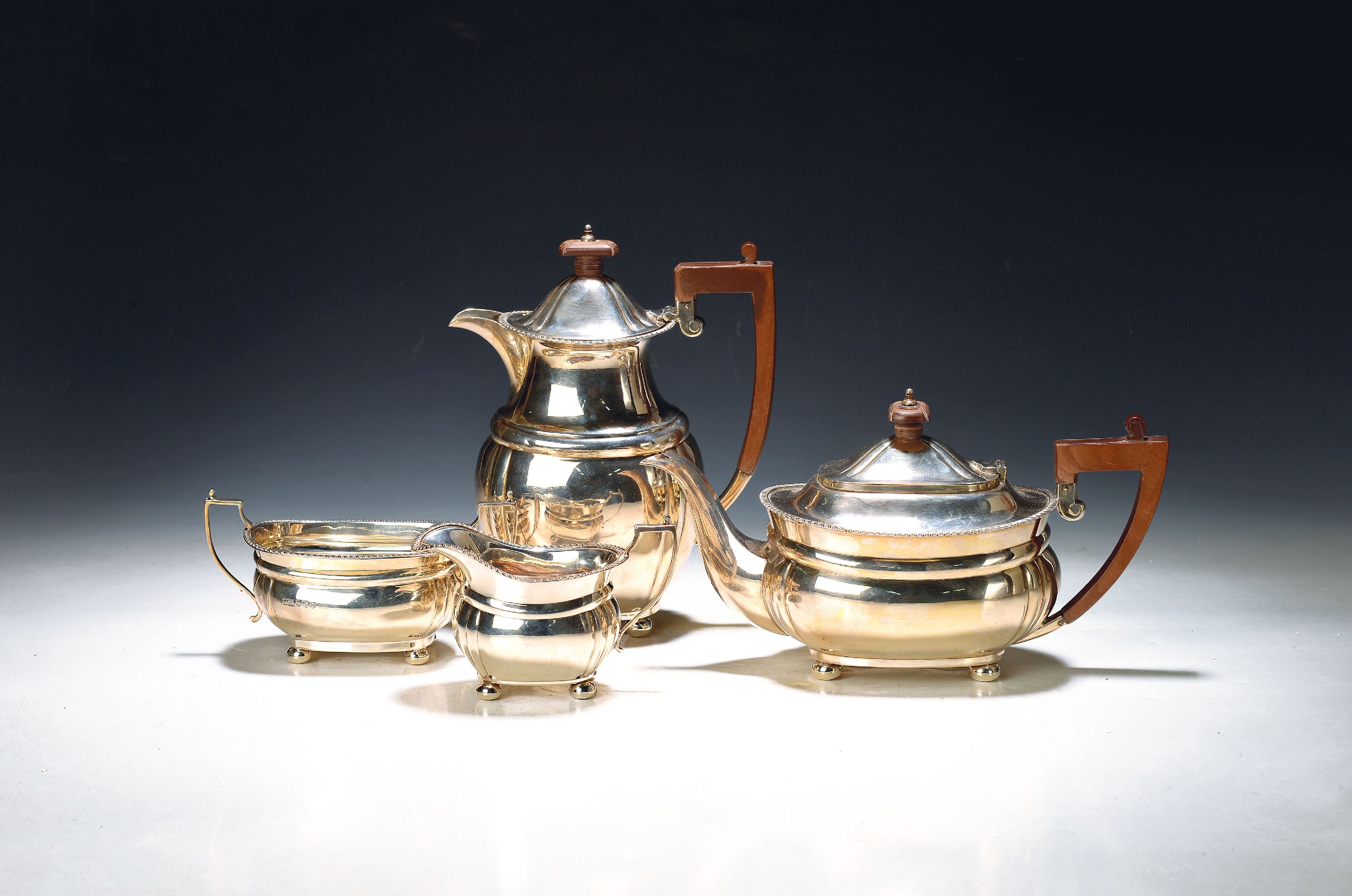 Image 27135573 - Kaffee- und Teeset, Mappin & Webb Ltd., Sheffield, England, 1964/65, Sterlingsilber, ...