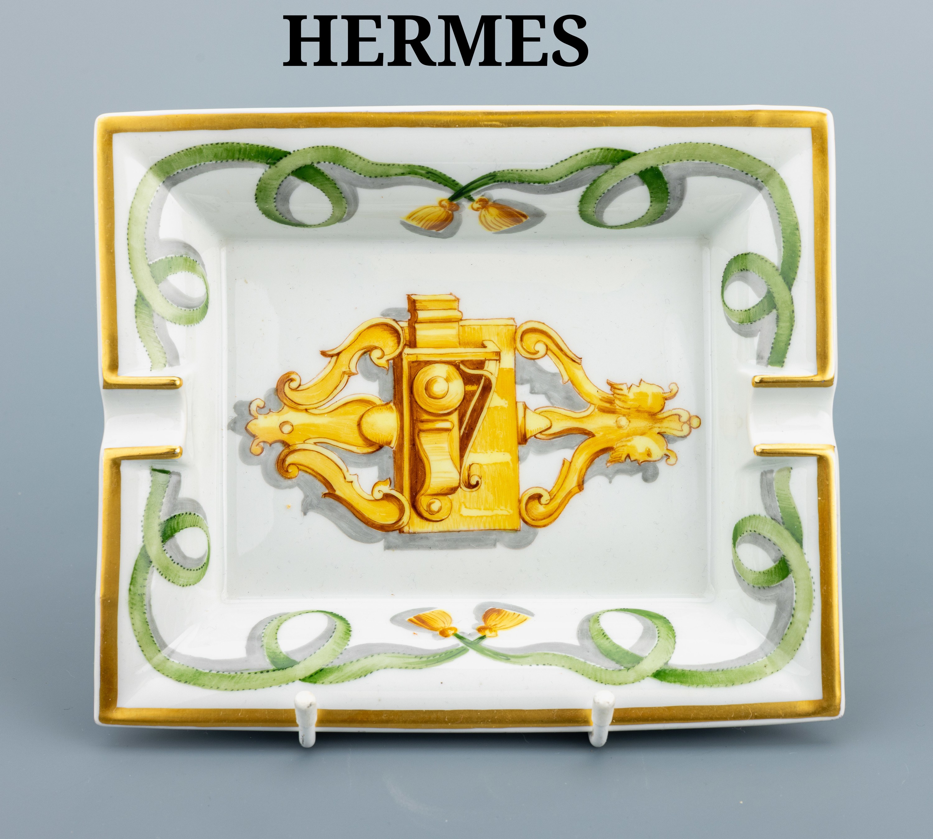 Image 27136259 - HERMES ashtray , porcelain, centered presentation of a historical door lock, wraparound ...