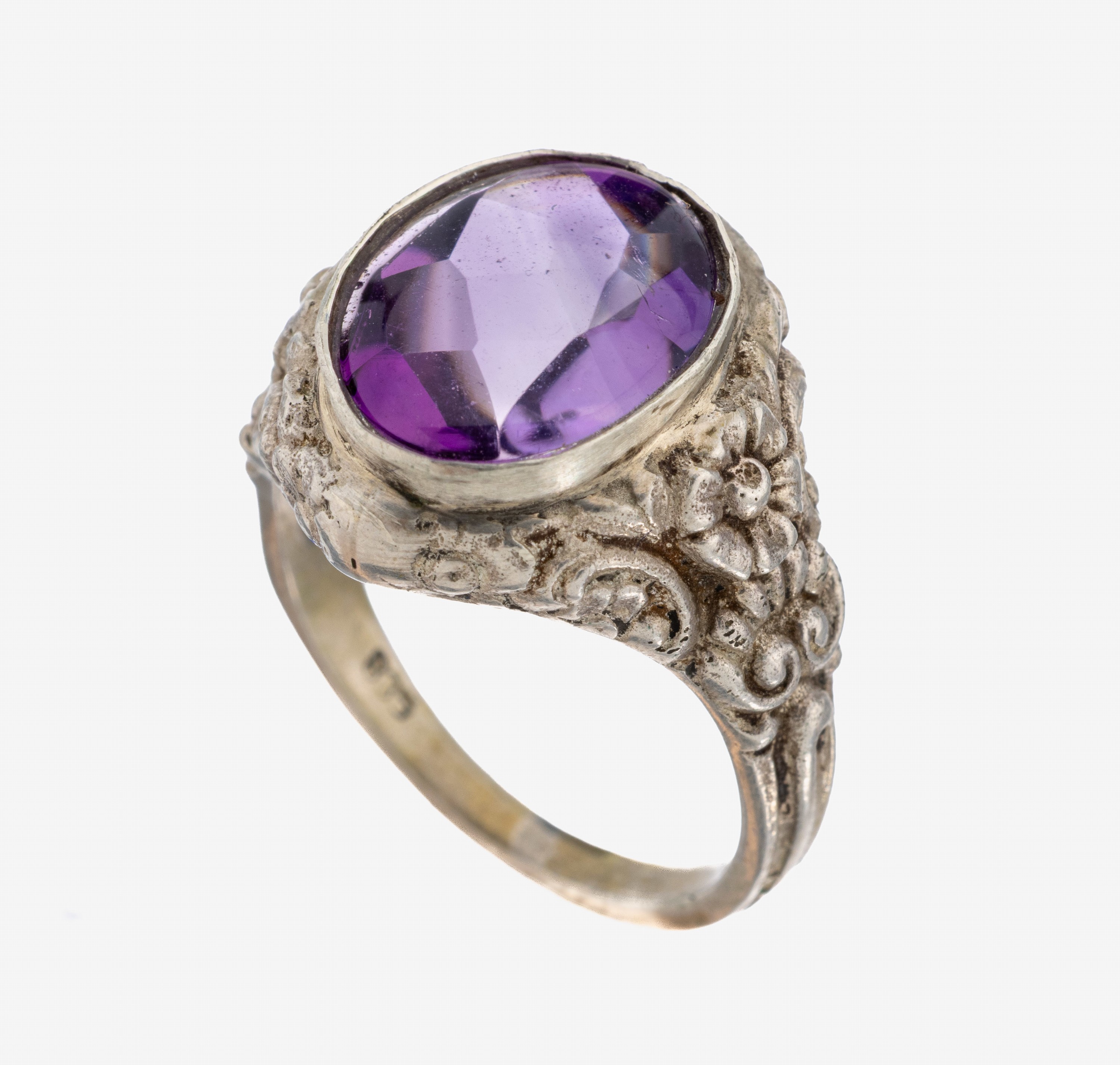 Image 27136276 - Amethyst-Ring, 835er Silber, ovaler Amethyst im Bufftop-Schliff, Fassung floral, RW 52