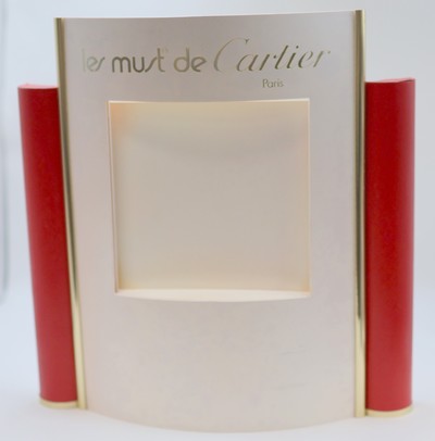 27136274a - CARTIER 2 Schaufensterdisplays, 1x für Cartier Vendome, dekorativ, M. ca. 35,5 x 35 cm ...