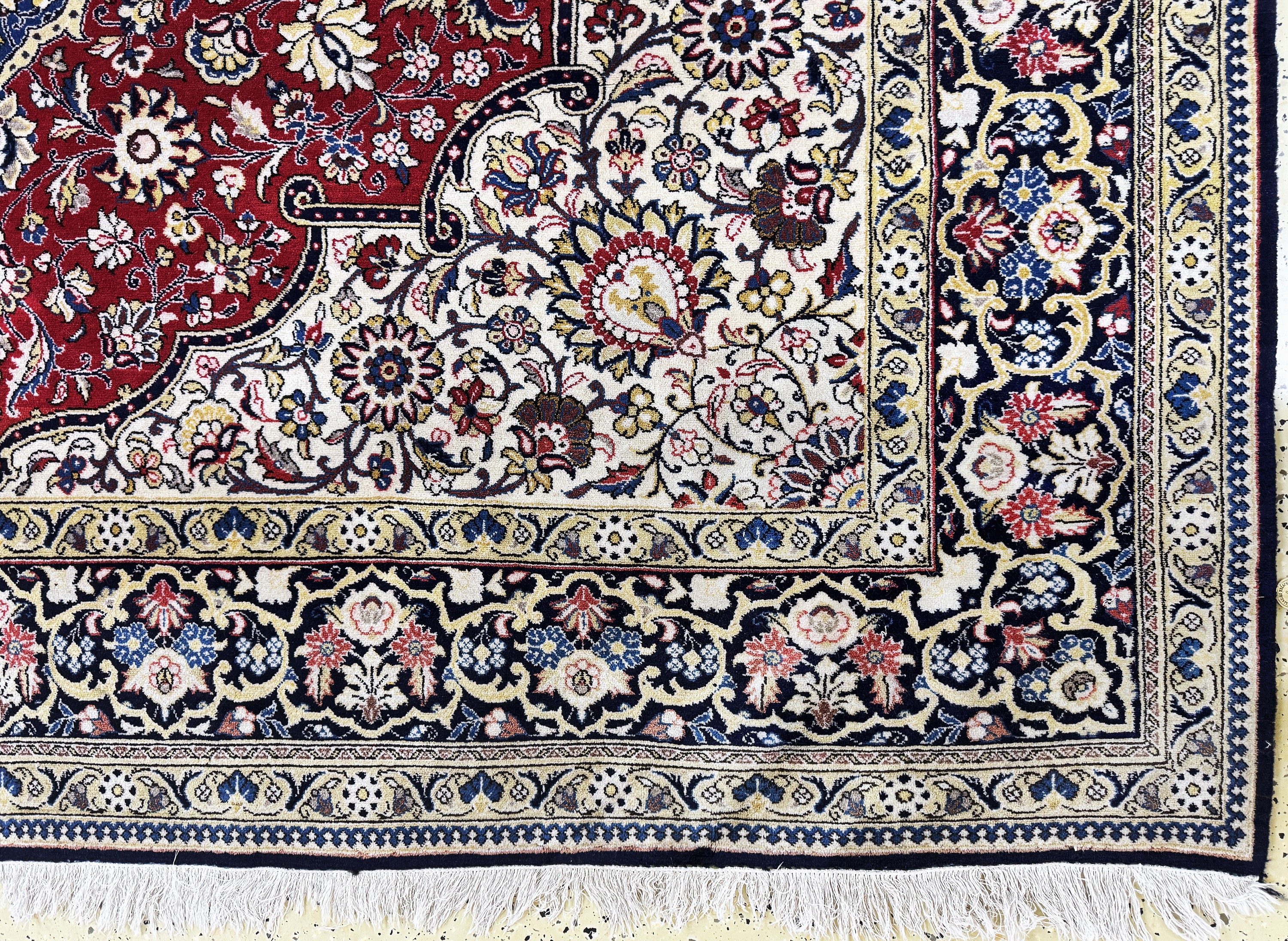 Detail a: Ghom alt, Persien, Mitte 20.Jhd, Wolle mit Seide, ca. 365 x 250 cm, EHZ: 2