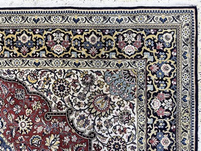 27136321f - Ghom alt, Persien, Mitte 20.Jhd, Wolle mit Seide, ca. 365 x 250 cm, EHZ: 2 ...