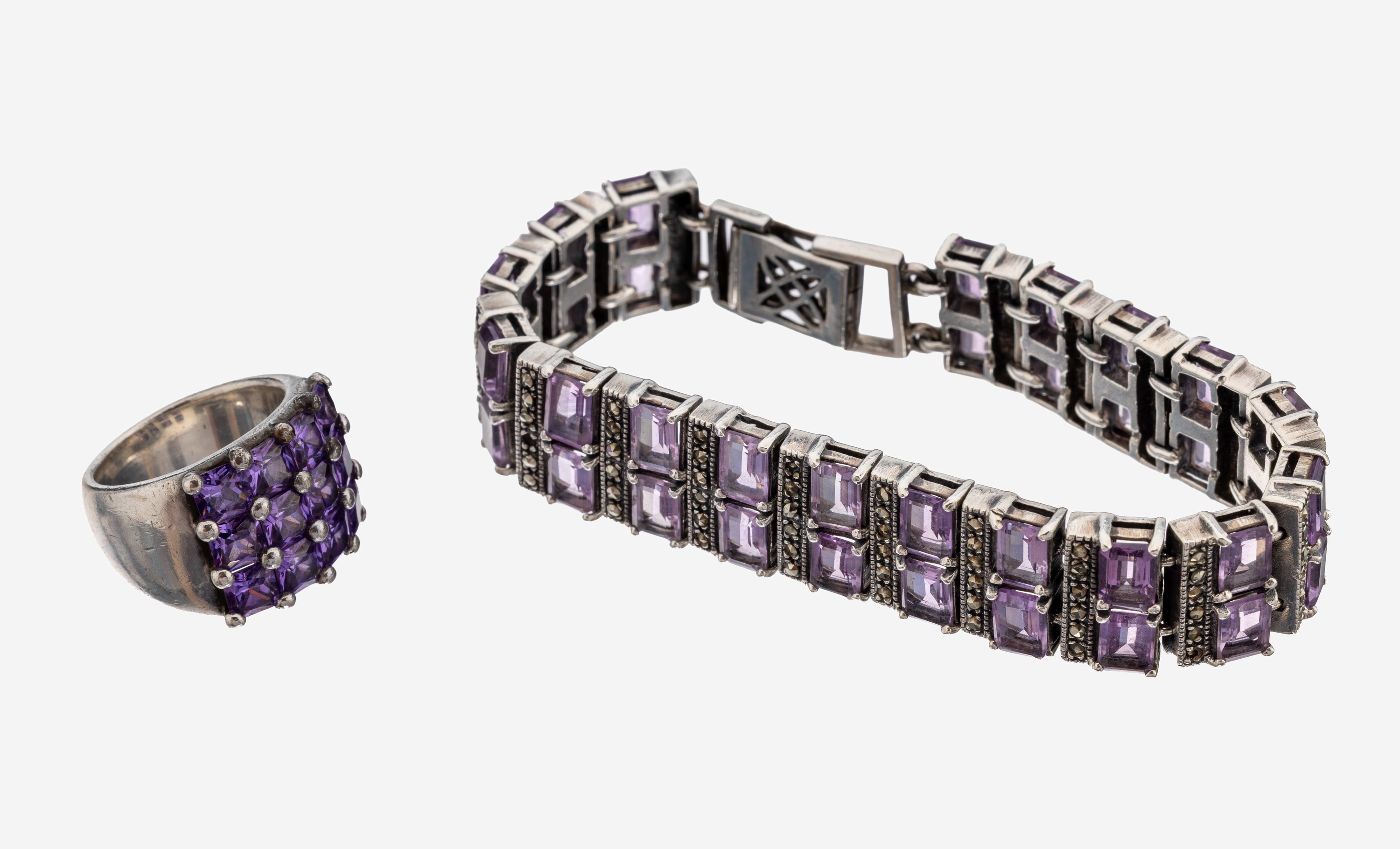 Image 27136460 - Amethyst-Konvolut, 925er Silber, best. aus: 1 Armband, L. ca. 19 cm, Klappschließe, 36 ...