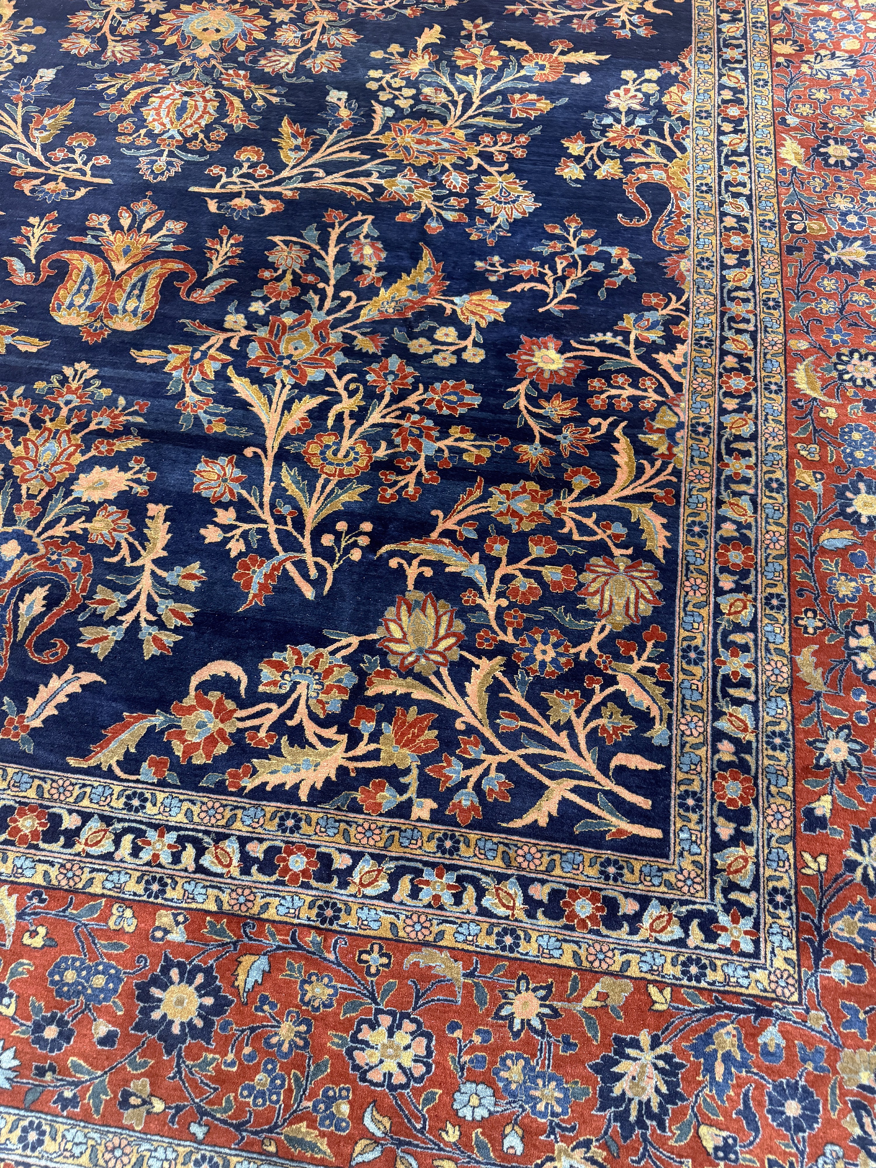 Detail l: "Manchester"Keschan antik, Persien, signiert(Auftragsarbeit), um 1900 Manchester-Korkwolle auf Baumwolle, ca. 500 x 333 cm, EHZ: 3