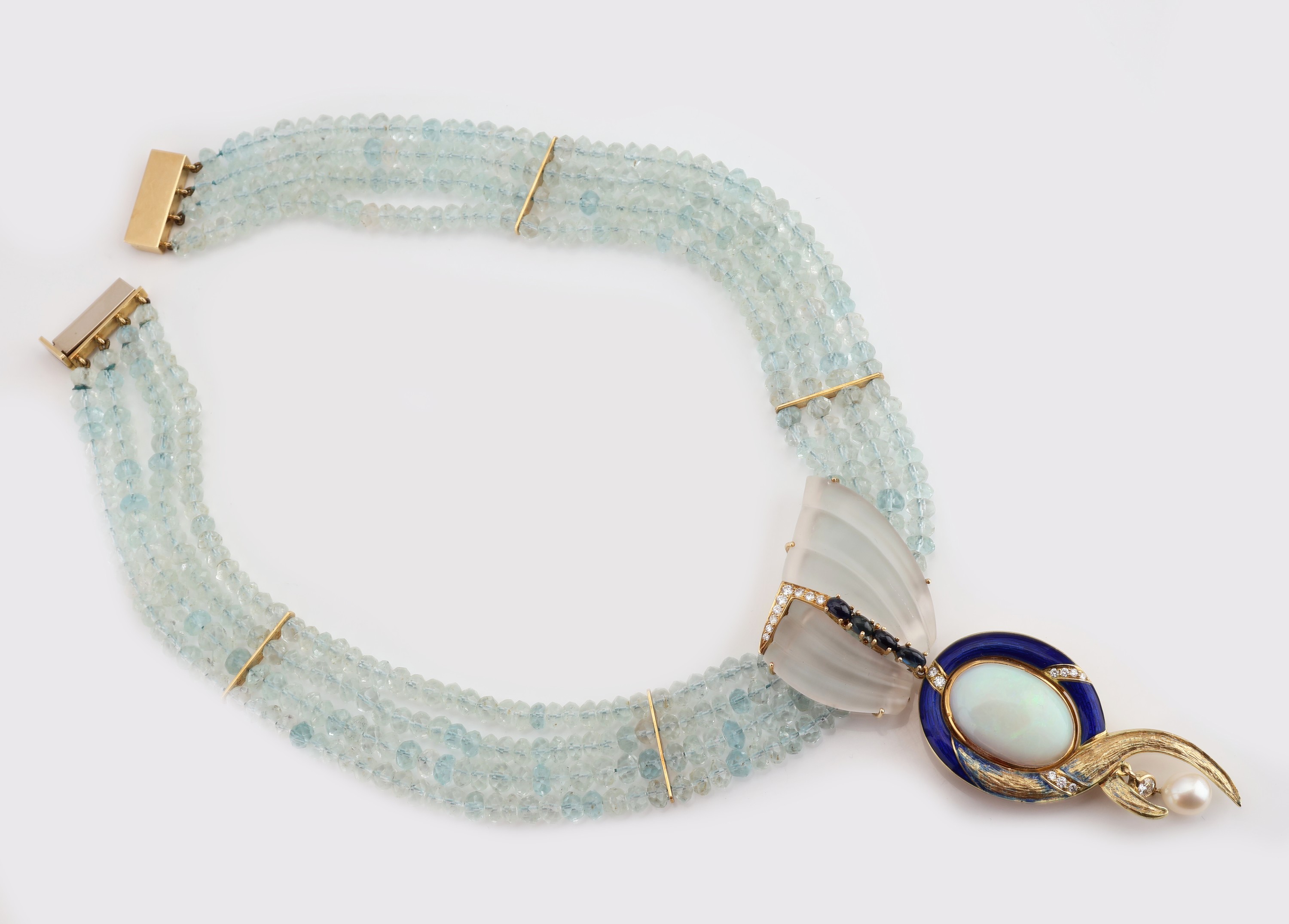 Detail h: OTTO KLEIN Aquamarin-Collier mit 18 kt Gold Opal-Saphir-Brillant-Perl-Mittelteil, GG 750/00, 4-rhg. facett. Aquamarin-Linsen in versch. Farbnuancen, ...