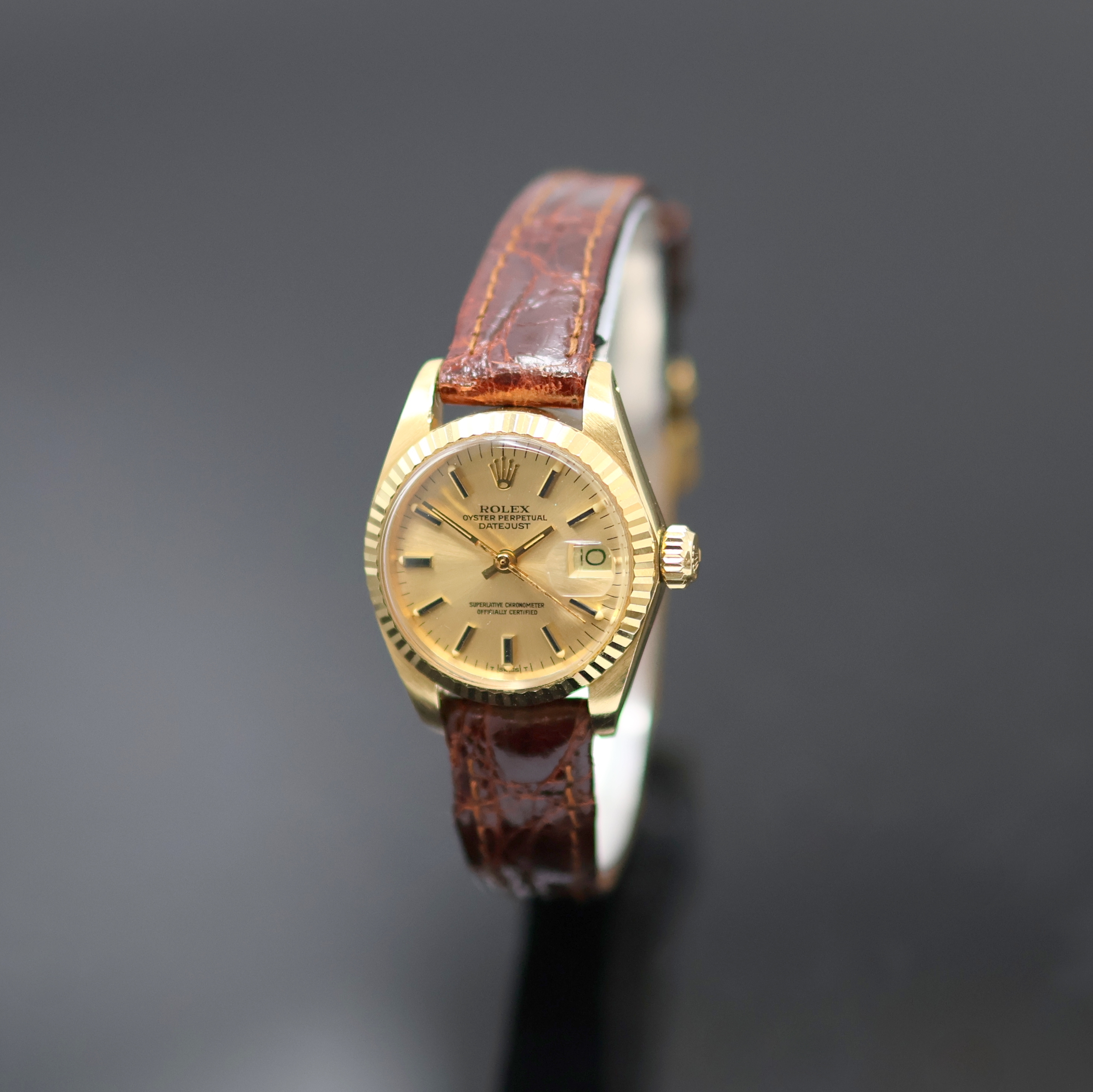 Image 27136673 - ROLEX Oyster Perpetual Datejust Damenarmbanduhr in GG 750/000 Referenz 6917, Schweiz um ...