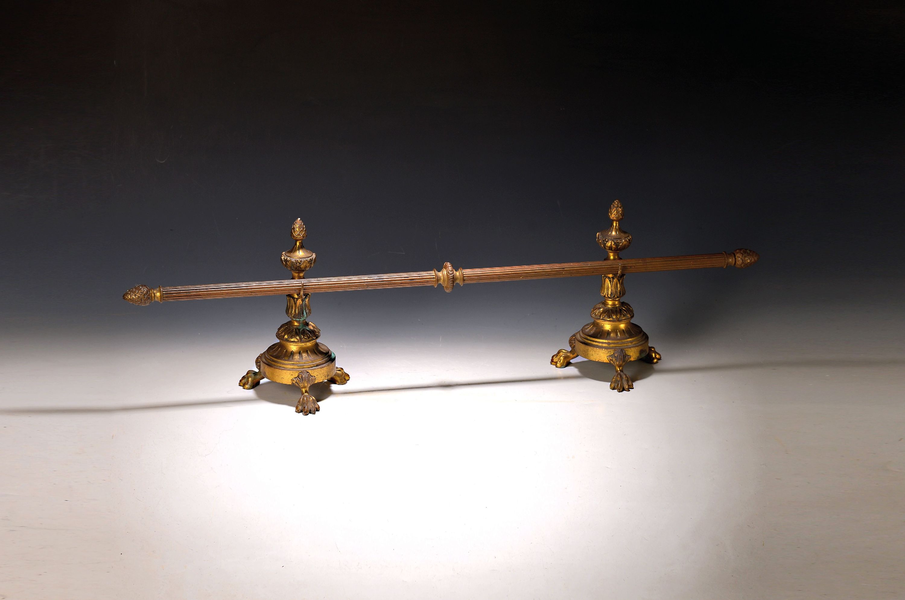 Image 27136681 - 3-tlg. Kamingarnitur im Empirestil, Frankreich, um 1900, Bronze, vergoldet, Paar ...