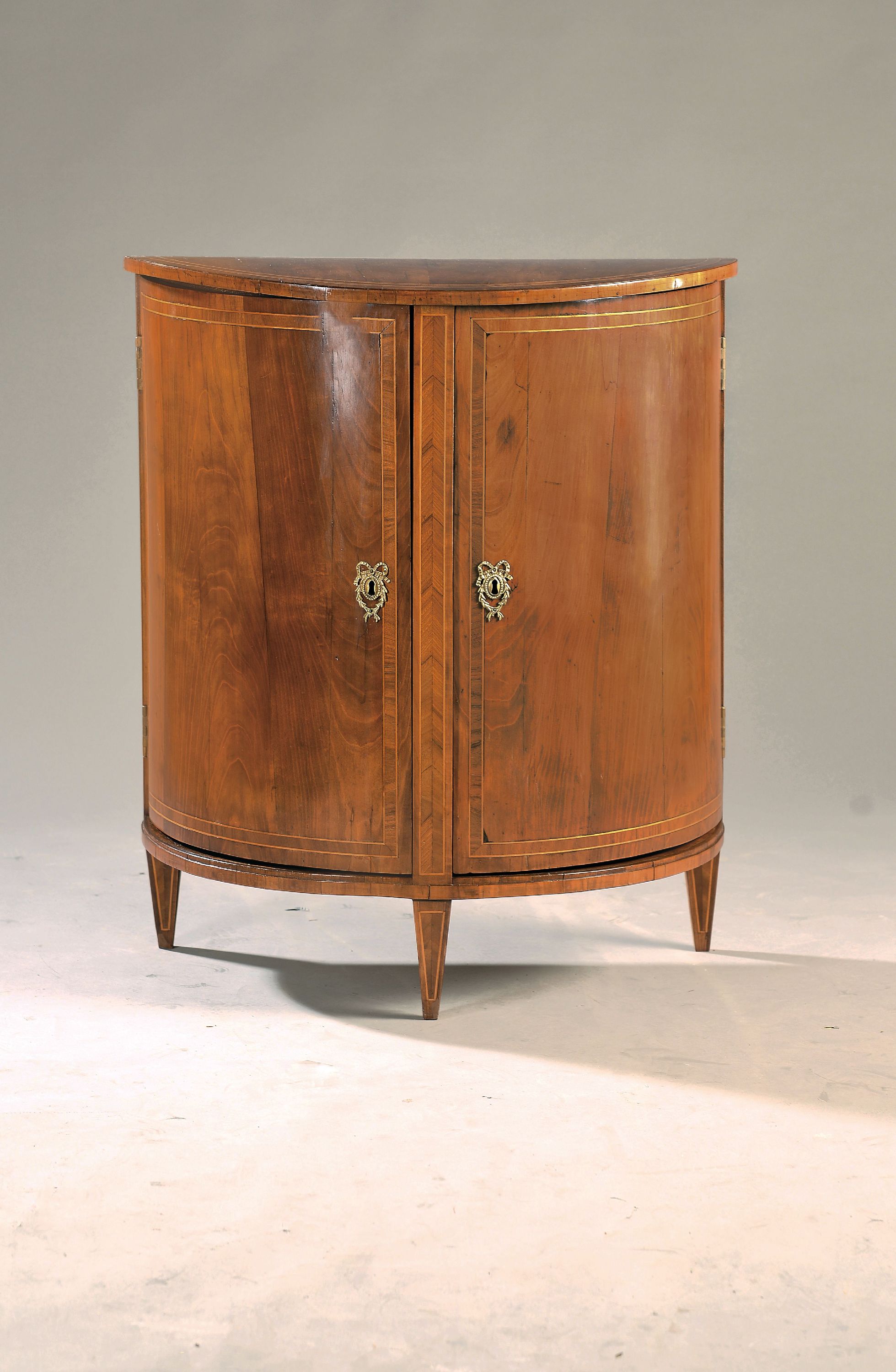 Image 27136690 - Half cupboard, classicist, 19th century, two doors, walnut veneer, elegantly ...