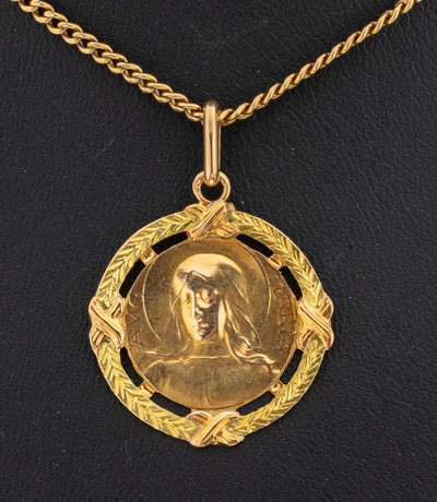 27136663a - 18 kt Gold Anhänger, GG 750/000 gepr., Maria-Darstellung, an Kette, GG 750/000 gepr., ...