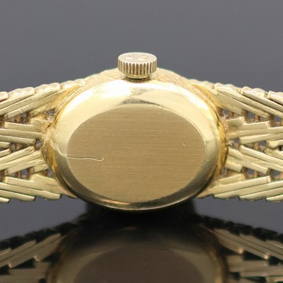 27136666e - OMEGA Damenarmbanduhr in GG 750/000 Referenz 8205, Schweiz um 1968, Handaufzug, strukt. ...