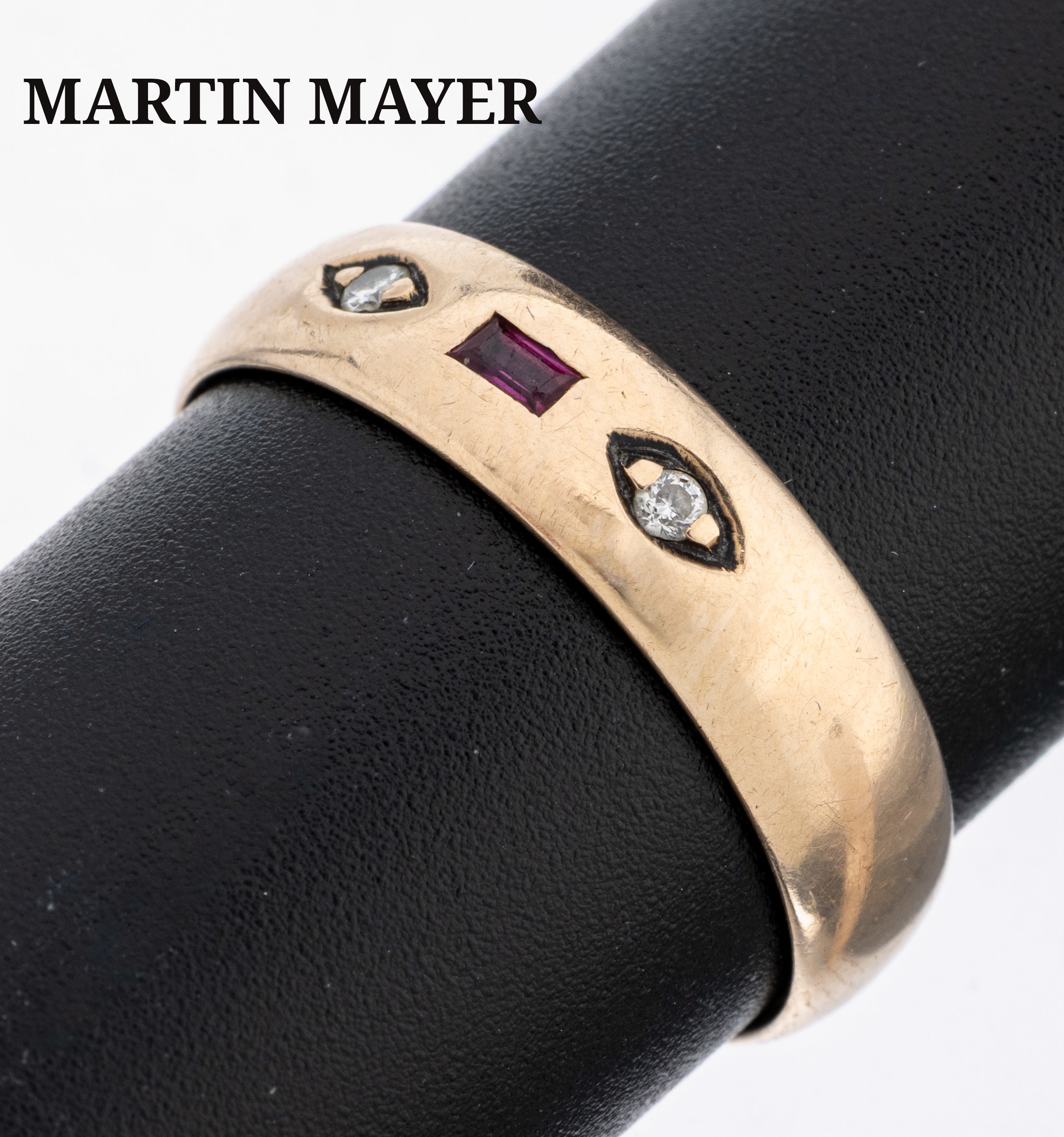 Image 27136700 - 8 kt Gold Rubin-Brillant-Ring, dat. 1913, RG 333/000, 1 kl. Rubin-Baguette, wohl ...