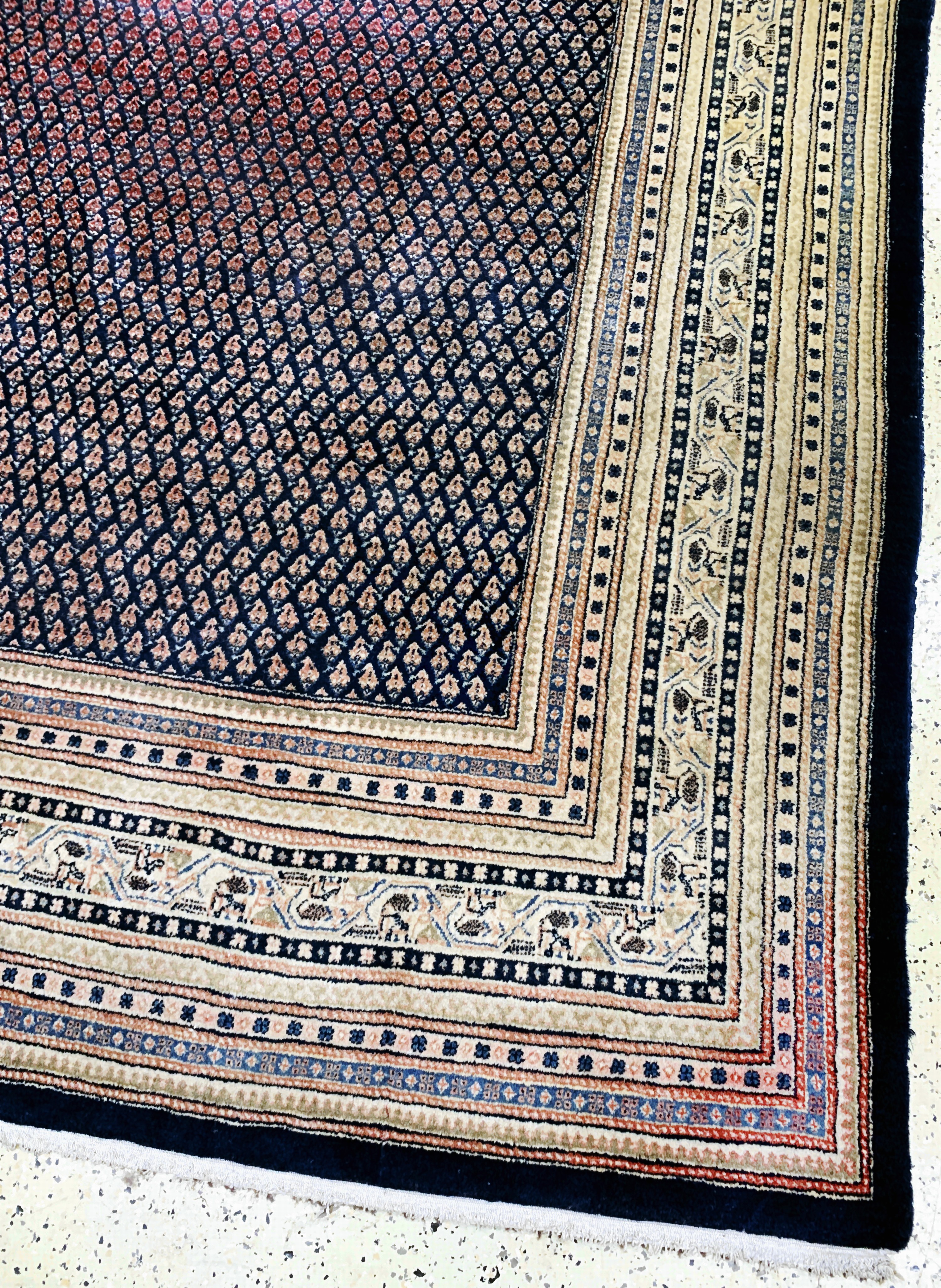 Detail a: Sarogh Mir, Persien, Mitte 20.Jhd, Wolle auf Baumwolle, ca. 410 x 305 cm, EHZ: 2(Reinigungsbedürftig).