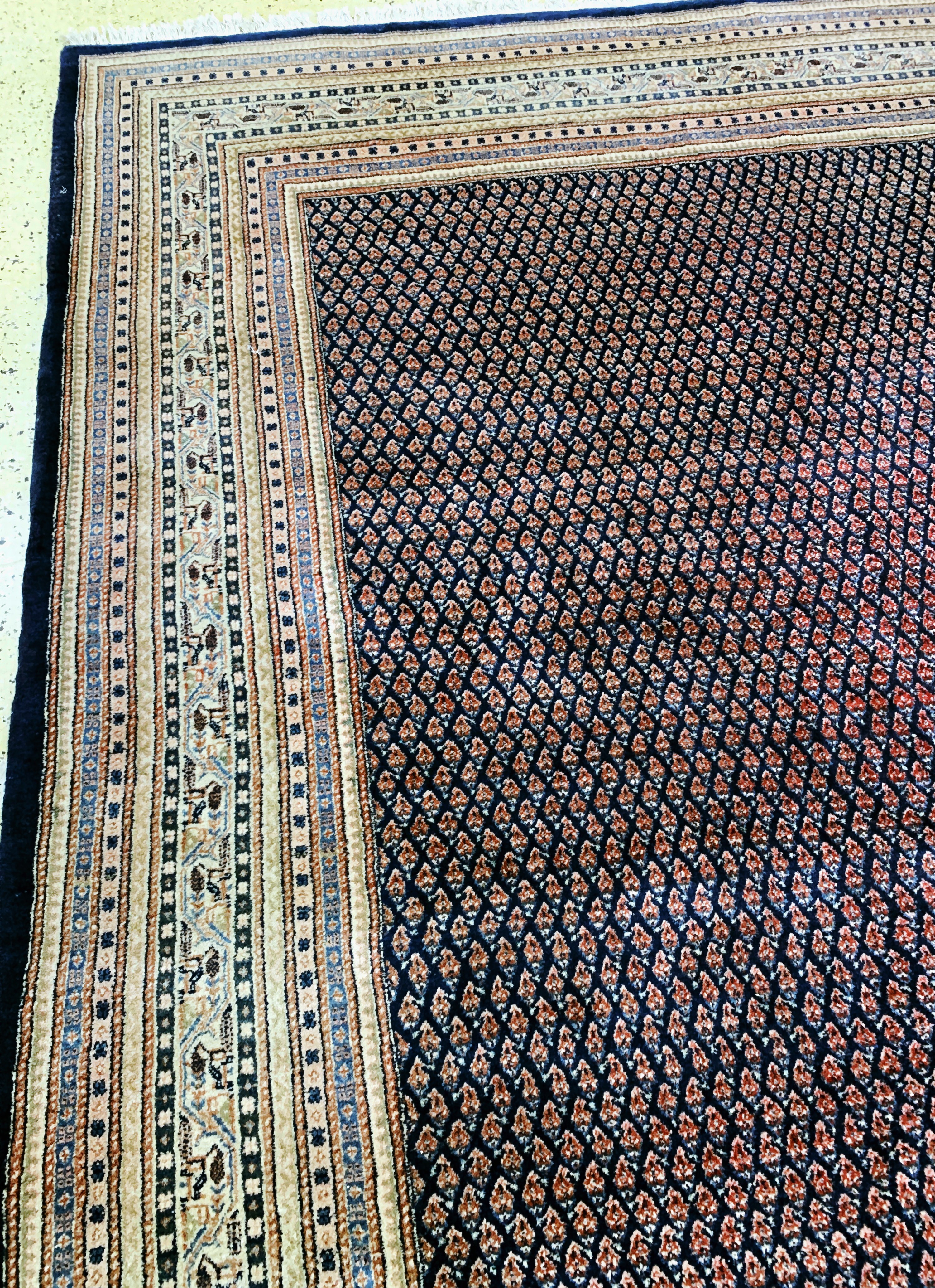 Detail d: Sarogh Mir, Persien, Mitte 20.Jhd, Wolle auf Baumwolle, ca. 410 x 305 cm, EHZ: 2(Reinigungsbedürftig).