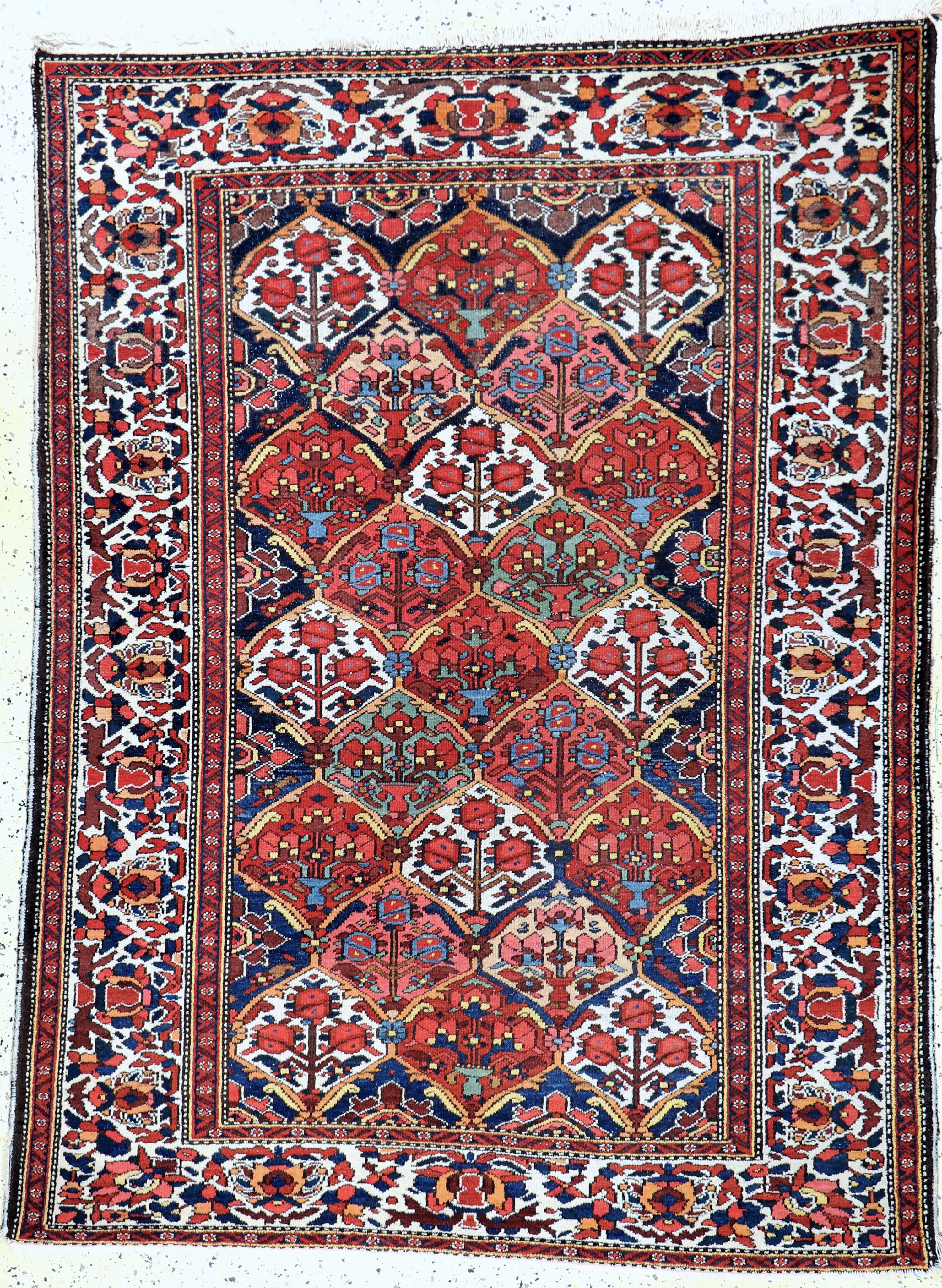 Image 27137670 - Bachtiar alt, Persien, Anfang 20.Jhd, Wolleauf Baumwolle, ca. 200 x 155 cm, EHZ: 3 ...