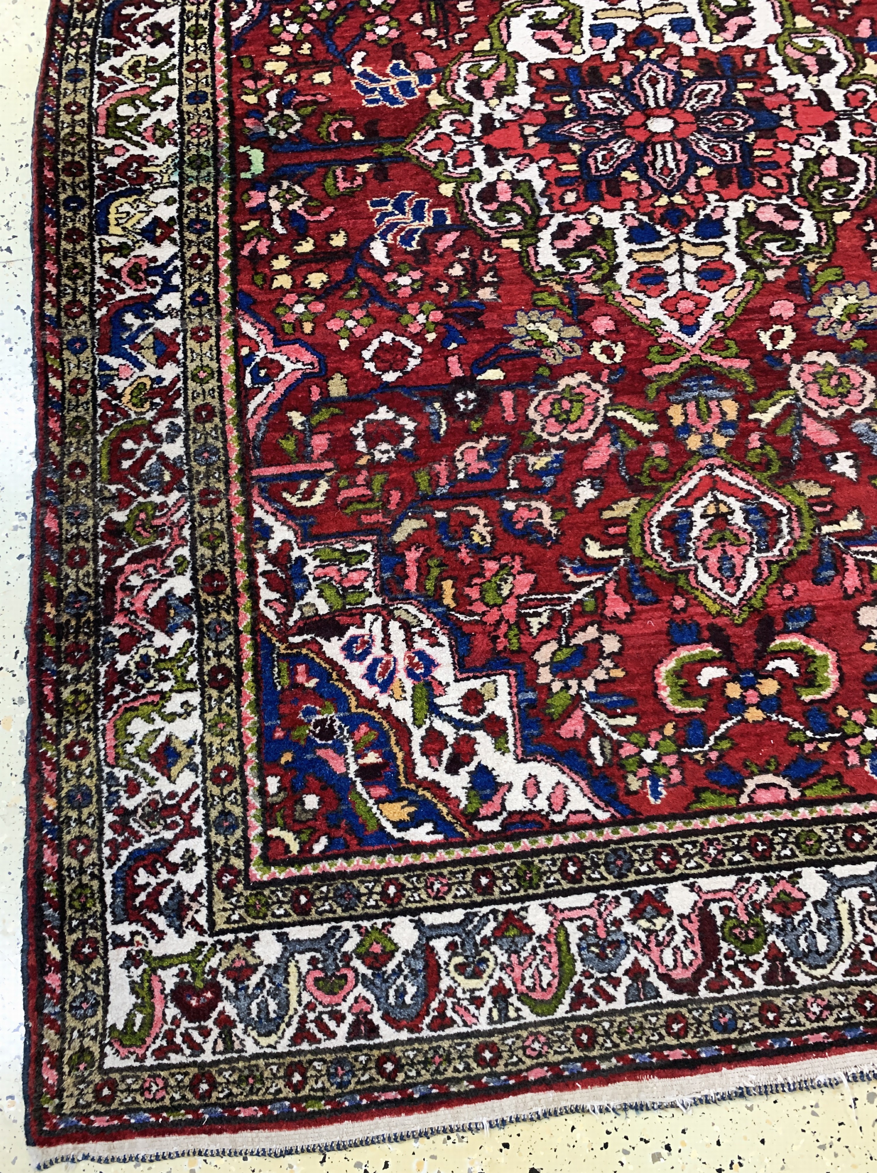 Detail b: Borchalou, Persien, Mitte 20.Jhd, Wolle aufBaumwolle, ca. 220 x 155 cm, EHZ: 2