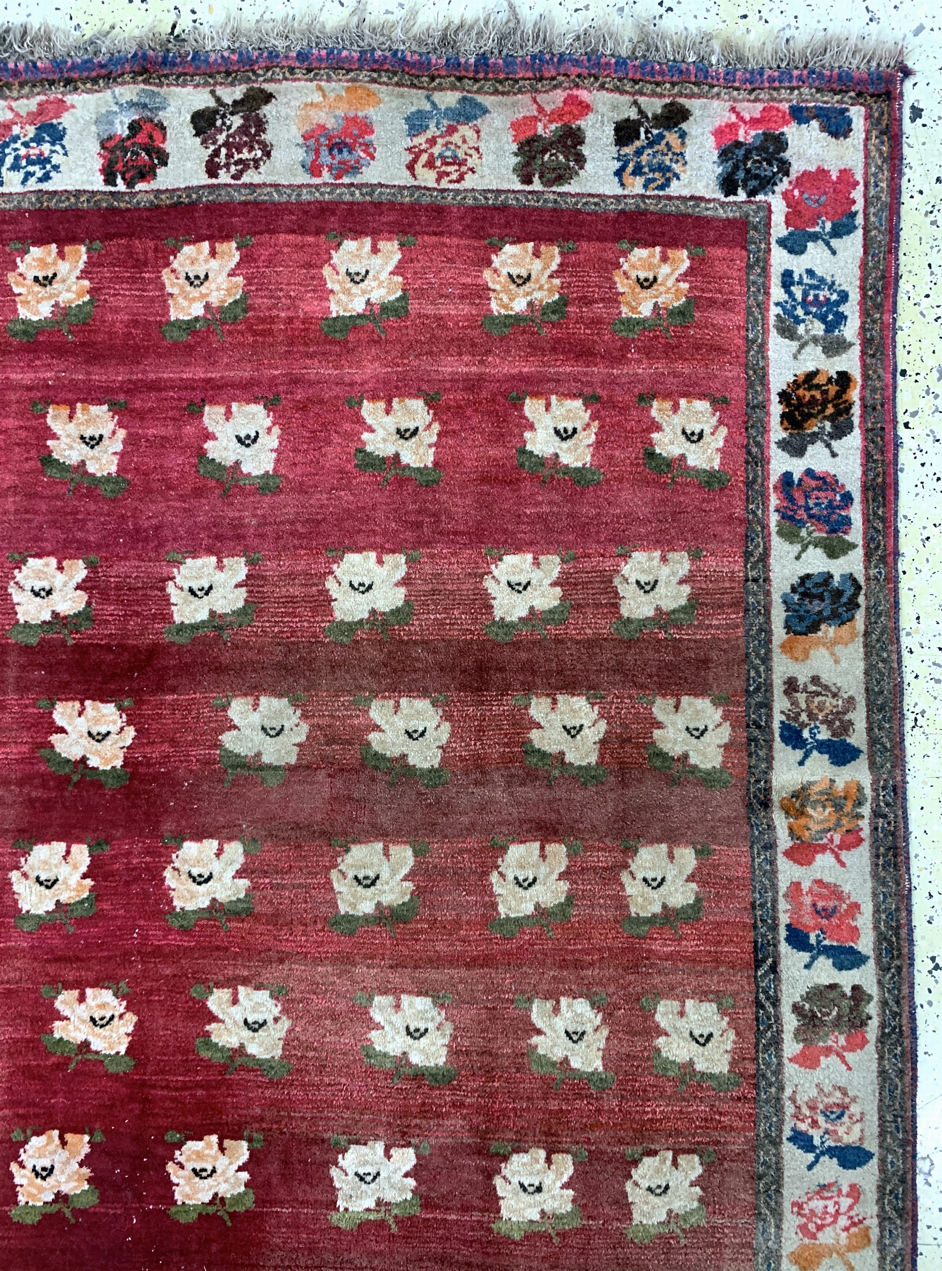 Detail c: Ghaschgai alt, Persien, Mitte 20.Jhd, Wolleauf Wolle, ca. 265 x 177 cm, verblasst, EHZ: 2-3(Abrasch)