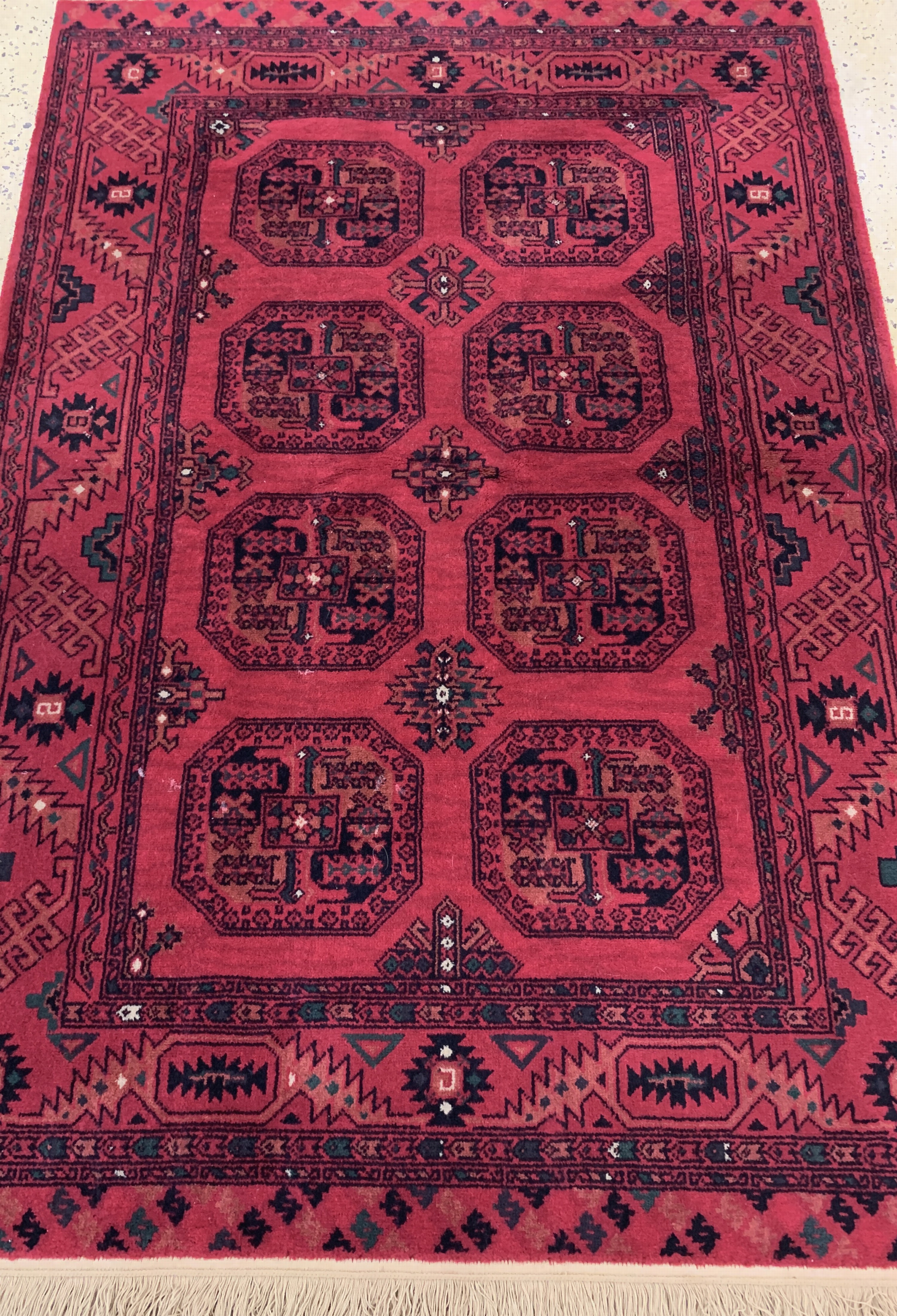 Detail c: Buchara, Maschinell gewebt, Ende 20.Jhd, Wolle auf Baumwolle, ca. 180 x 122 cm, EHZ: 2