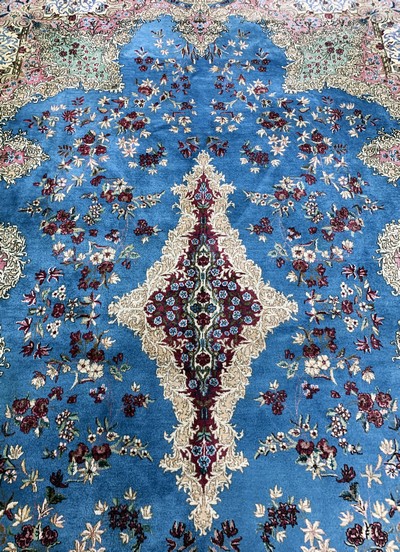 27137644e - Kerman fein, signiert, Persien, Ende 20.Jhd, Korkwolle auf Baumwolle, ca. 450 x 305cm, ...