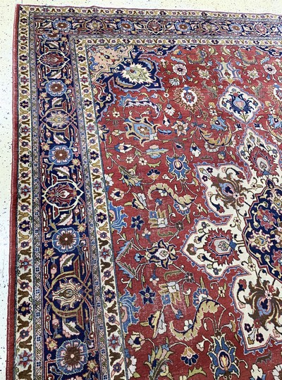 27137646c - Täbriz alt, Persien, Mitte 20.Jhd, Wolle auf Baumwolle, ca. 405 x 285 cm, EHZ: 3 ...