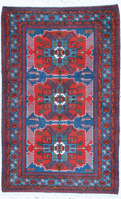 Image Eriwan alt, Armenien, Mitte 20.Jhd, Wolle auf Baumwolle, ca. 193 x 123 cm, EHZ: 2 ...
