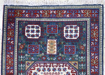 27137672a - Eriwan alt, Armenien, Mitte 20.Jhd, Wolle auf Baumwolle, ca. 180 x 120 cm, EHZ: 2 ...