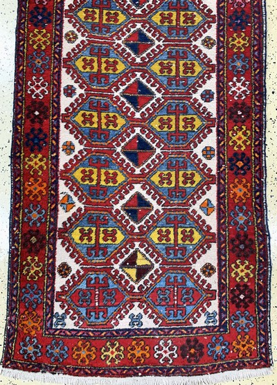 27137673c - Meschgin alt, Persien, Anfang 20.Jhd, Wolleauf Baumwolle, ca. 300 x 96 cm, Mottenfraß, ...