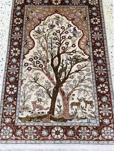 27138077d - Hereke Seide fein signiert, Türkei, Mitte 20.Jhd, reine Naturseide, ca. 105 x 70 cm, ...