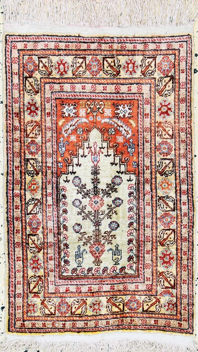 Image Seiden Kayseri, Türkei, Mitte 20.Jhd, reineNaturseide, ca. 62 x 40 cm, EHZ: 2 ...