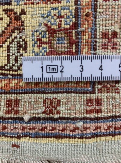 27138143d - Seiden Kayseri, Türkei, Mitte 20.Jhd, reineNaturseide, ca. 62 x 40 cm, EHZ: 2 ...