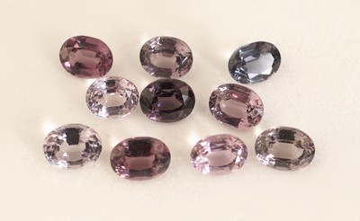 27138244a - Lot 10 loose spinels , total approx. 13.09 ct, oval bevelled, different colours ...