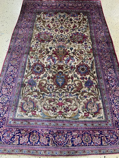 27138257e - Seiden Keschan antik, Persien, 19.Jhd, reine Naturseide, ca. 200 x 130 cm, ...