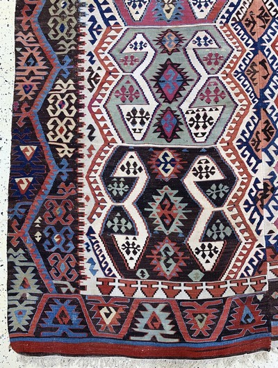27138258h - Ayden-Kelim antik, Türkei, 19.Jhd, Wolle auf Wolle, ca. 420 x 185 cm, EHZ: 2 ...