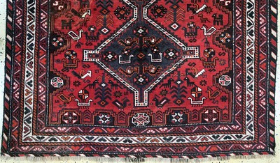27138261b - Schiraz old, Persia, mid-20th century, wool onwool, approx. 210 x 155 cm, condition: 2-3. ...