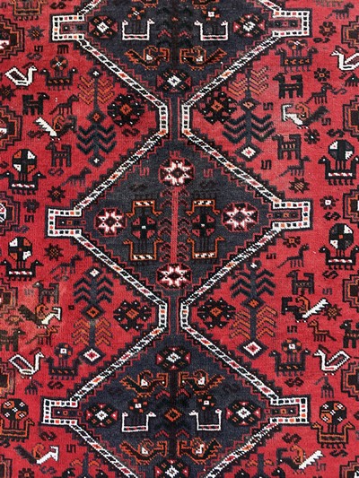 27138261c - Schiraz old, Persia, mid-20th century, wool onwool, approx. 210 x 155 cm, condition: 2-3. ...