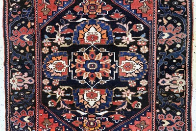 27138262b - Lilian alt, Persien, Anfang 20.Jhd, Wolle auf Baumwolle, ca. 210 x 140 cm, EHZ: 2-3 ...