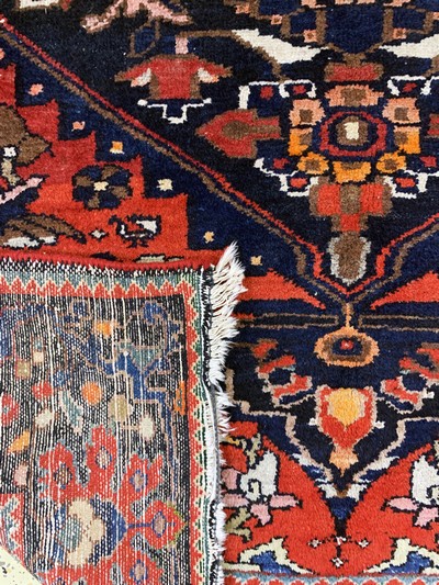 27138262e - Lilian alt, Persien, Anfang 20.Jhd, Wolle auf Baumwolle, ca. 210 x 140 cm, EHZ: 2-3 ...