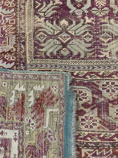 27138263g - Giordes antik, Türkei, Anfang 19.Jhd, Wolleauf Wolle, ca. 220 x 150 cm, EHZ: 3 ...