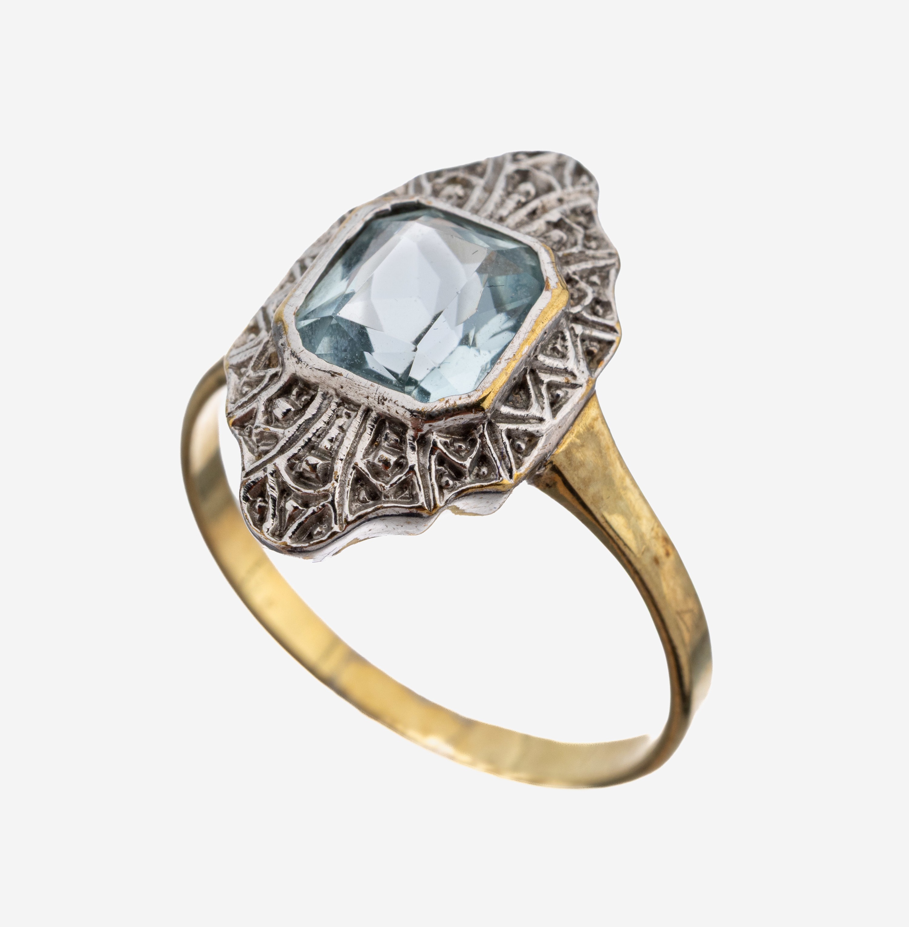 Image 27138548 - 9 kt Gold Aquamarin-Ring, GG/WG 375/000, Art Deco Stil, Aquamarin im Kissenschliff ca. ...