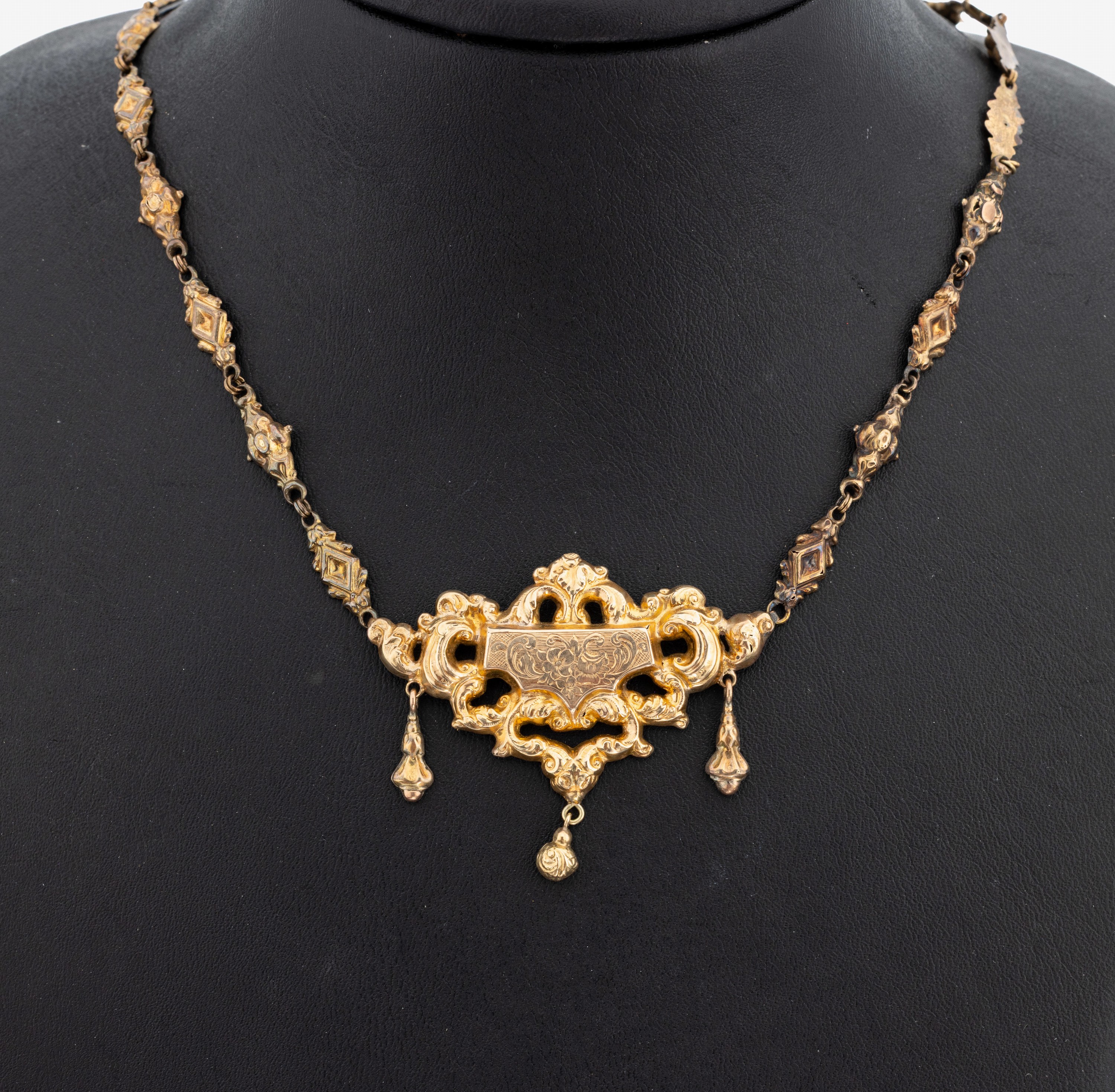 Image 27138557 - 14 kt Gold Biedermeier Collier, um 1860, GG 585/000 gepr., hohl gearbeitet, Mittelteil ...